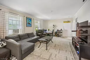 390 Morris Ave, Summit, NJ 07901 - Photo 3