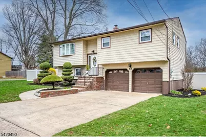 63 Arden St, Franklin Township, NJ 08873 - Photo 3