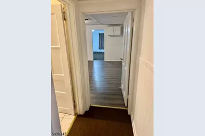 944 Hamburg Tpke, Wayne, NJ 07470 - Photo 15