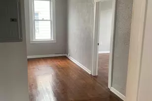 298 Clinton Pl, Newark, NJ 07112 - Photo 7