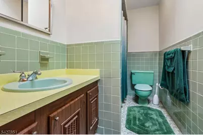 7 Hanover Ave, Warren Township, NJ 07059 - Photo 15