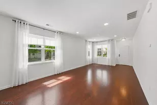 133 Savoth Ln, Woodbridge Township, NJ 07067 - Photo 19
