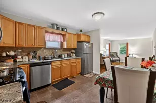 129 Pake St, Nutley, NJ 07110 - Photo 7