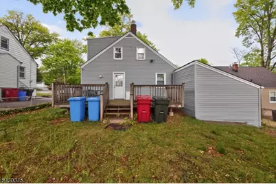 129 Pake St, Nutley, NJ 07110 - Photo 15