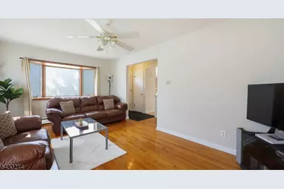 34 Arch St, Butler, NJ 07405 - Photo 7
