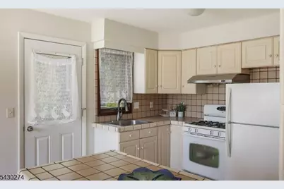 34 Arch St, Butler, NJ 07405 - Photo 11