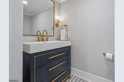 18 Sandy Hill Rd, Chatham Township, NJ 07928 - Photo 13