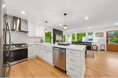 149 E Montrose Ave, West Orange Township, NJ 07079 - Photo 7