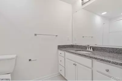 735 Station Rd, Dunellen, NJ 08812 - Photo 17