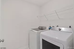 735 Station Rd, Dunellen, NJ 08812 - Photo 15