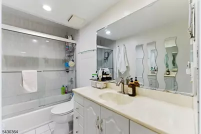 366-382 Trenton Ave #2F, Paterson, NJ 07503 - Photo 15