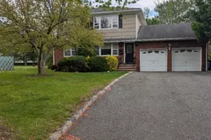 42 Columbus Ave, New Providence, NJ 07974 - Photo 1