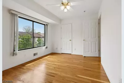 201 Watchung Ave #19, Bloomfield Twp., NJ 07003 - Photo 23