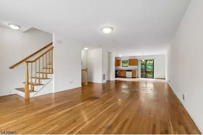 201 Watchung Ave #19, Bloomfield Twp., NJ 07003 - Photo 9
