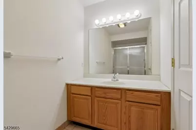 201 Watchung Ave #19, Bloomfield Twp., NJ 07003 - Photo 21