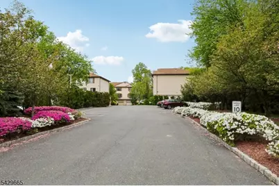 201 Watchung Ave #19, Bloomfield Twp., NJ 07003 - Photo 37