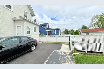 104 Thompson St, Raritan, NJ 08869 - Photo 13