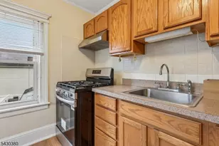 104 Thompson St, Raritan, NJ 08869 - Photo 9
