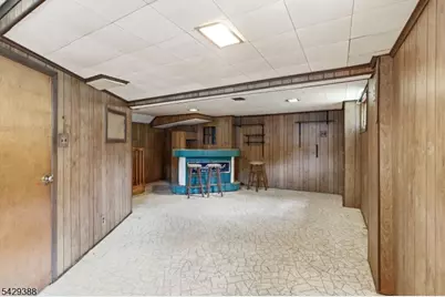 2 Moryan Rd, Edison Twp., NJ 08817 - Photo 33