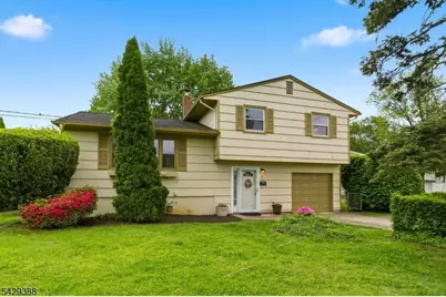 2 Moryan Rd, Edison Twp., NJ 08817 - Photo 5