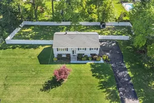 6 Beaumont Pl, Hanover Township, NJ 07981 - Photo 3