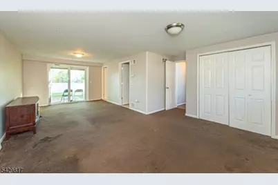 6 Beaumont Pl, Hanover Township, NJ 07981 - Photo 17