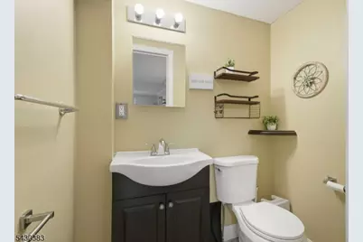 29 Fischer Ave, Nutley, NJ 07110 - Photo 9