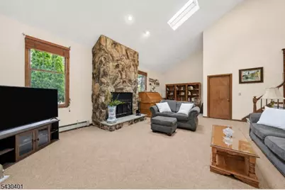 621 Bloomfield Ave, Nutley, NJ 07110 - Photo 9