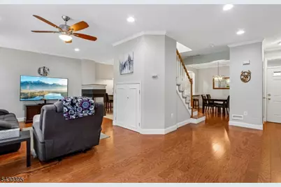 17 Miller Cir, Hopewell Township, NJ 08534 - Photo 3