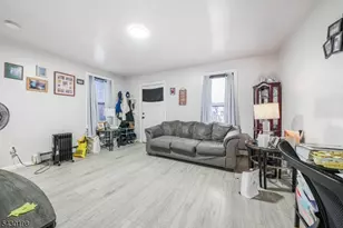 418 S 10th St, Newark, NJ 07103 - Photo 7