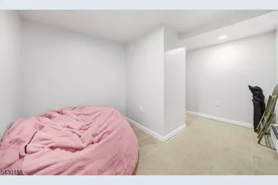 418 S 10th St, Newark, NJ 07103 - Photo 13