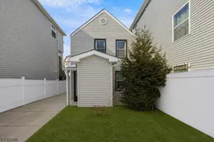 418 S 10th St, Newark, NJ 07103 - Photo 3