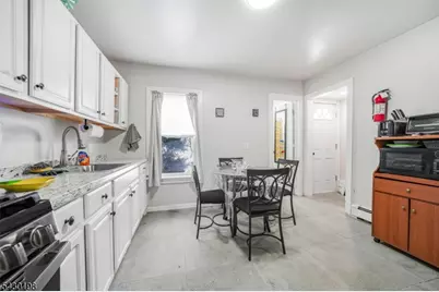 418 S 10th St, Newark, NJ 07103 - Photo 9