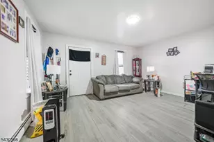 418 S 10th St, Newark, NJ 07103 - Photo 5