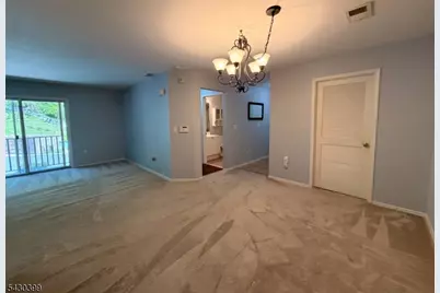 1635 King Ct, Green Brook Township, NJ 08812 - Photo 7