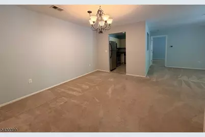 1635 King Ct, Green Brook Township, NJ 08812 - Photo 5