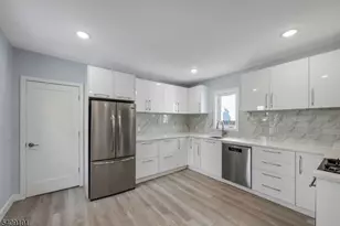 17 Mission St, Montclair, NJ 07042 - Photo 3