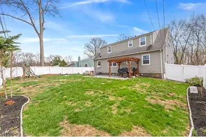 821 Midwood Dr, Rahway, NJ 07065 - Photo 19