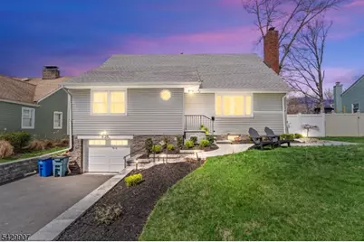 821 Midwood Dr, Rahway, NJ 07065 - Photo 1
