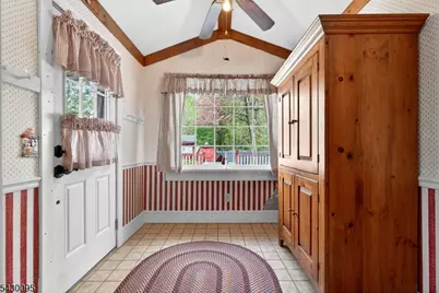 90 Hamburg Tpke, Bloomingdale, NJ 07403 - Photo 25