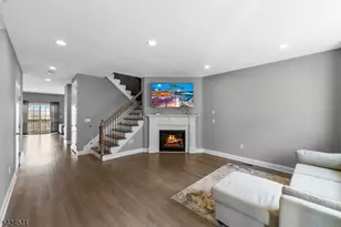 64 Halina Ln, Butler, NJ 07405 - Photo 9