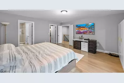 64 Halina Ln, Butler, NJ 07405 - Photo 17