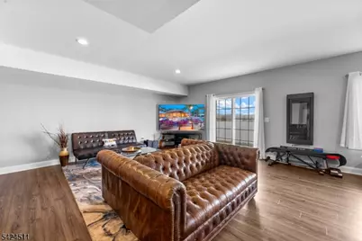 64 Halina Ln, Butler, NJ 07405 - Photo 33