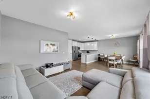 64 Halina Ln, Butler, NJ 07405 - Photo 13