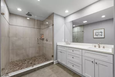 64 Halina Ln, Butler, NJ 07405 - Photo 27
