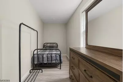 9 Sycamore St, Bloomfield, NJ 07003 - Photo 27