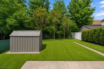 9 Sycamore St, Bloomfield, NJ 07003 - Photo 33