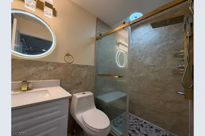 171 Camden St, Apt 2, Newark, NJ 07103 - Photo 7