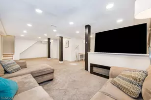 110 Belleview Ave, Butler, NJ 07405 - Photo 19