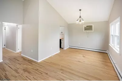 636 Bensel Dr, Mount Arlington, NJ 07850 - Photo 9